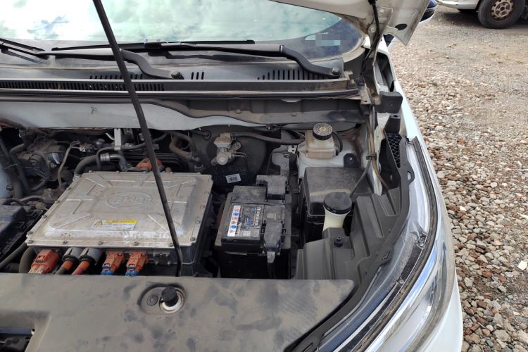 Used BYD Yuan New Energy 2019 EV360 Smart Connect Enjoyment Model Engine Bay Left