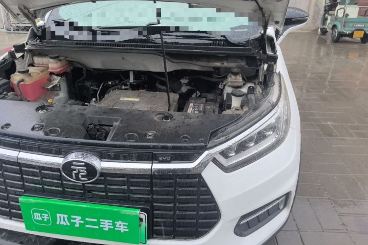 Used BYD Yuan New Energy 2019 EV535 Smart Connect Trendsetting Model Engine Bay Left