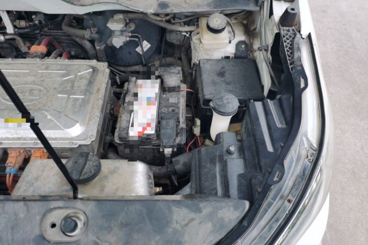 Used BYD Yuan New Energy 2019 EV535 Smart Connect Trendsetting Model Engine Bay Left