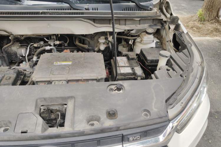 Used BYD Yuan New Energy 2019 EV535 High-Energy Leading Edition Engine Bay Left