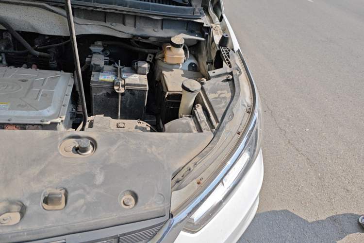 Used BYD Yuan New Energy 2019 EV360 Smart Connect Leading Model Engine Bay Left