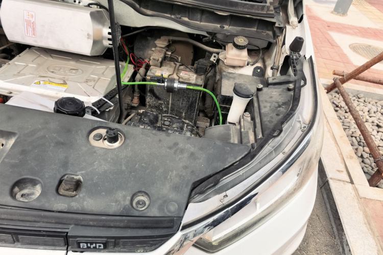 Used BYD Yuan New Energy 2019 EV360 Smart Connect Enjoyment Model Engine Bay Left