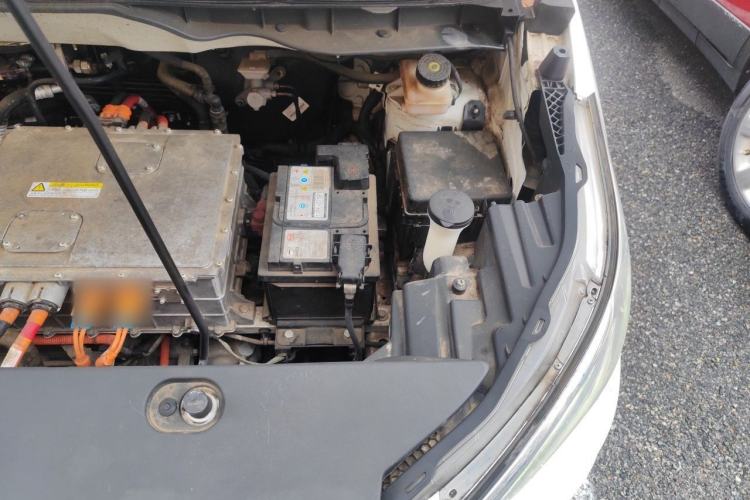 Used BYD Yuan New Energy 2019 EV535 Smart Connect Trendsetting Model Engine Bay Left