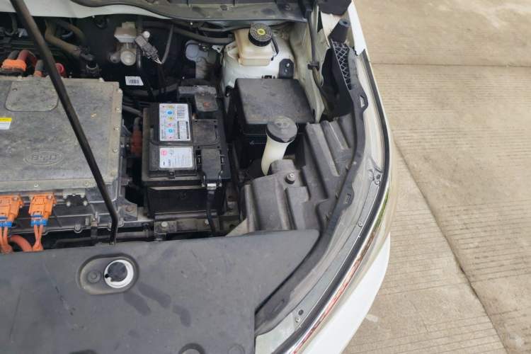 Used BYD Yuan New Energy 2019 EV535 High-Energy Leading Edition Engine Bay Left