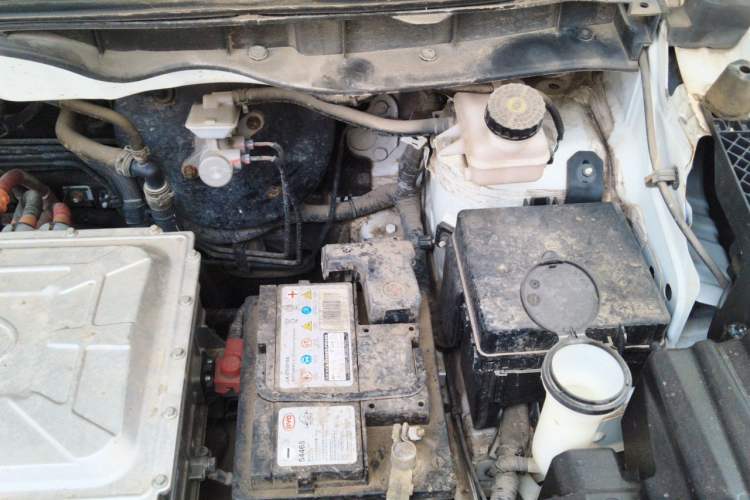 Used BYD Yuan New Energy 2019 EV535 Smart Connect Trendsetting Model Engine Bay Left