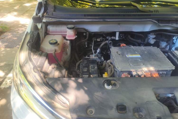 Used BYD Yuan New Energy 2019 EV535 Smart Connect Trendsetting Model Engine Bay Right