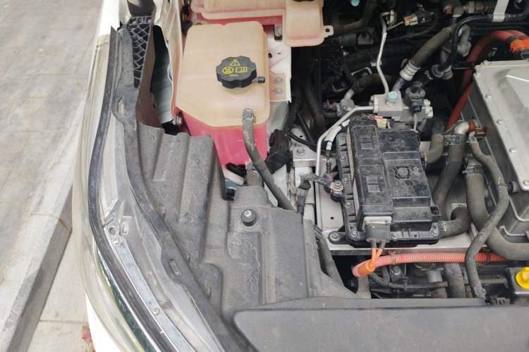 Used BYD Yuan New Energy 2019 EV360 Smart Connect Enjoyment Model Engine Bay Right