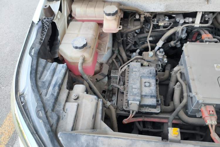 Used BYD Yuan New Energy 2019 EV535 Smart Connect Trendsetting Model Engine Bay Right