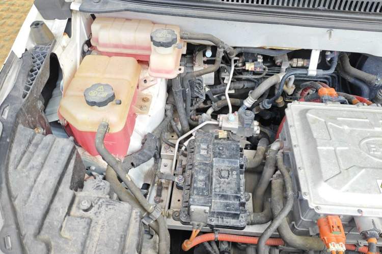 Used BYD Yuan New Energy 2019 EV360 Smart Connect Enjoyment Model Engine Bay Right