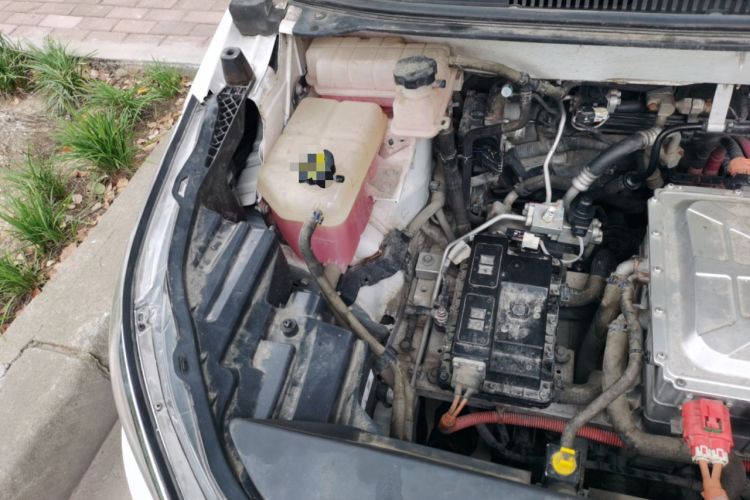 Used BYD Yuan New Energy 2019 EV535 Smart Connect Trendsetting Model Engine Bay Right