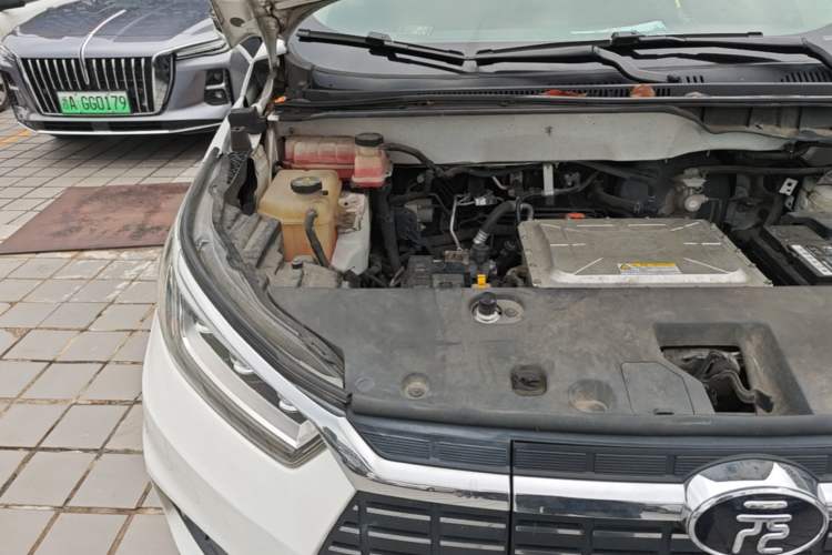 Used BYD Yuan New Energy 2019 EV535 Smart Connect Trendsetting Model Engine Bay Right