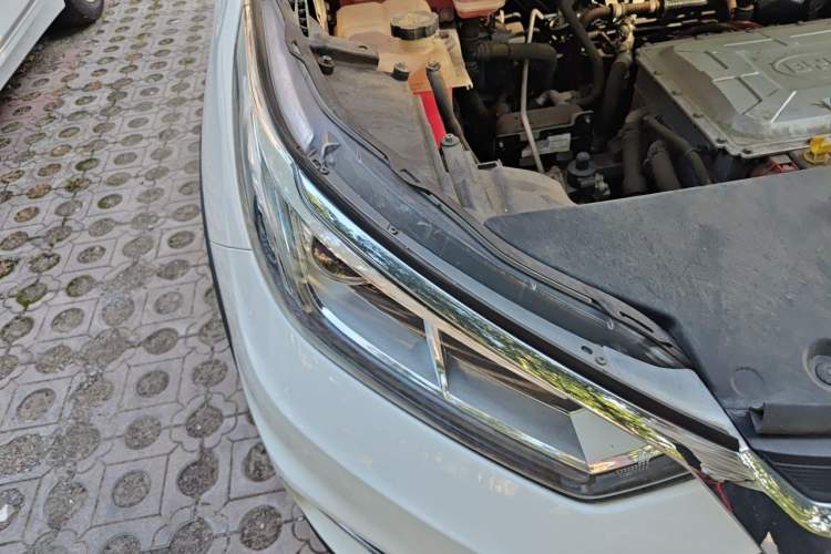 Used BYD Yuan New Energy 2019 EV360 Smart Connect Leading Model Engine Bay Right