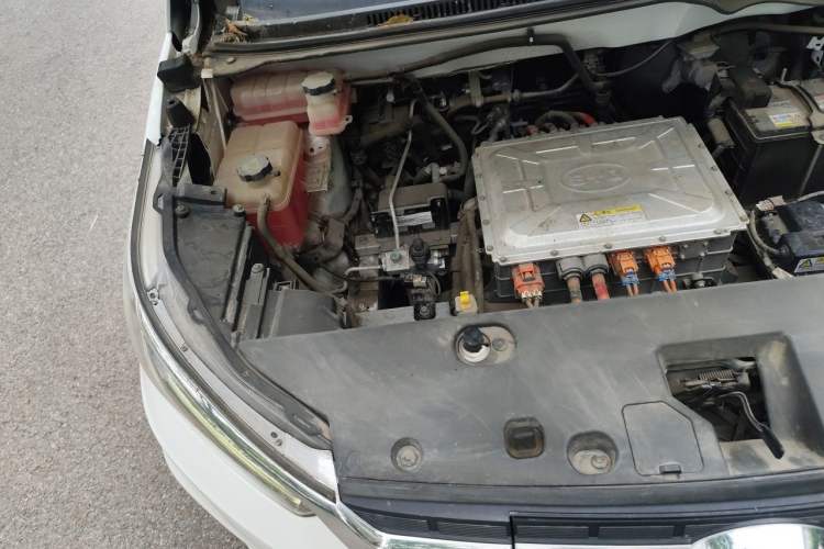 Used BYD Yuan New Energy 2019 EV360 Smart Connect Leading Model Engine Bay Right