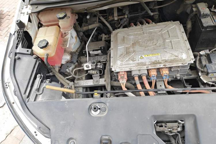 Used BYD Yuan New Energy 2019 EV360 Smart Connect Leading Model Engine Bay Right