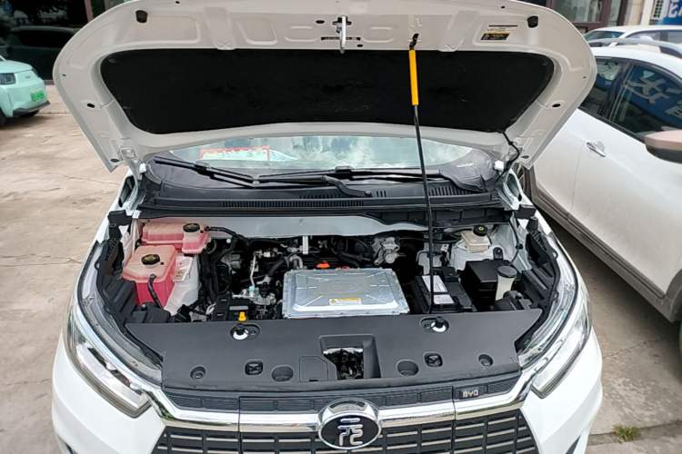 Used BYD Yuan New Energy 2019 EV535 Smart Connect Trendsetting Model Engine Bay