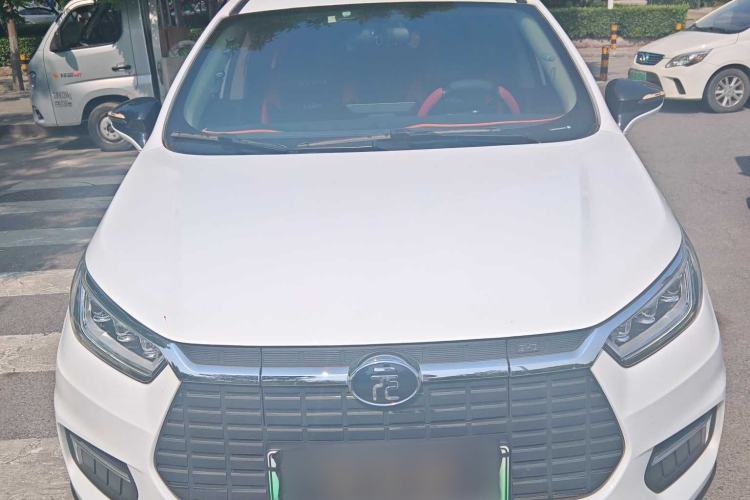 Used BYD Yuan New Energy 2019 EV535 Smart Connect Trendsetting Model Exterior 1