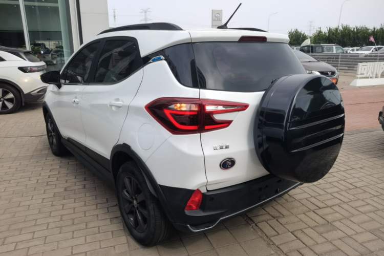 Used BYD Yuan New Energy 2019 EV360 Smart Connect Leading Model Exterior 2