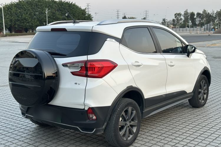 Used BYD Yuan New Energy 2019 EV360 Smart Connect Enjoyment Model Exterior 2