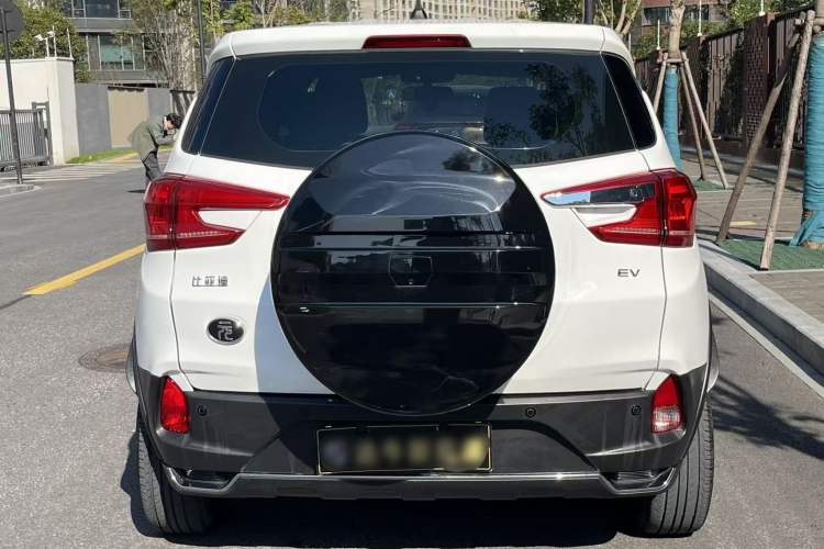 Used BYD Yuan New Energy 2019 EV535 Smart Connect Trendsetting Model Exterior 2