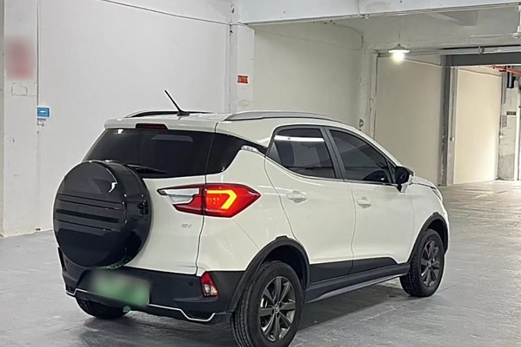Used BYD Yuan New Energy 2019 EV360 Smart Connect Enjoyment Model Exterior 2