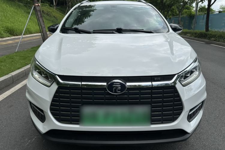 Used BYD Yuan New Energy 2019 EV360 Smart Connect Enjoyment Model Exterior 2