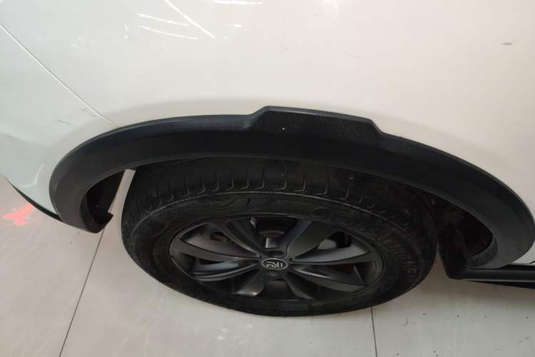 Used BYD Yuan New Energy 2019 EV360 Smart Connect Enjoyment Model Exterior 2