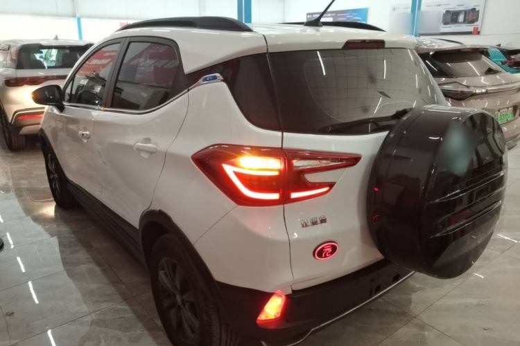 Used BYD Yuan New Energy 2019 EV360 Smart Connect Elite Model Exterior 2