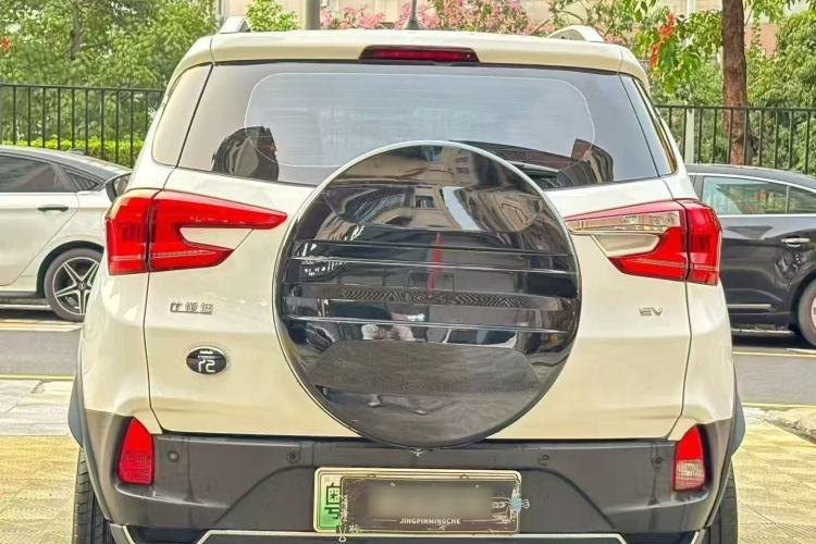 Used BYD Yuan New Energy 2019 EV360 Smart Connect Enjoyment Model Exterior 2