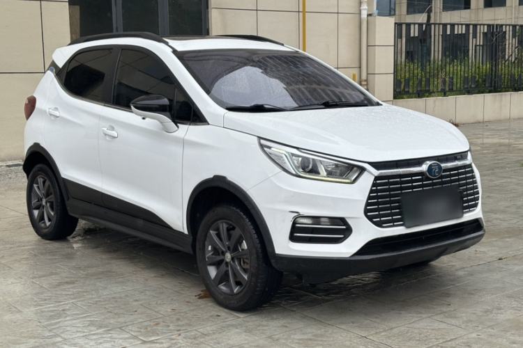 Used BYD Yuan New Energy 2019 EV360 Smart Connect Leading Model Exterior 3