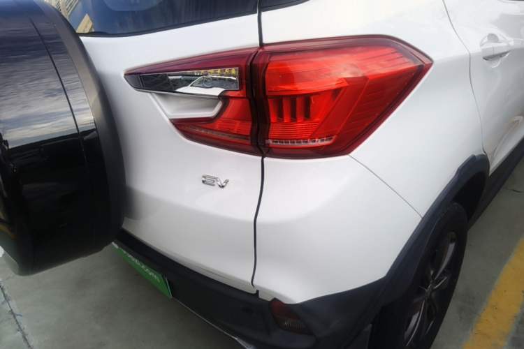 Used BYD Yuan New Energy 2019 EV535 Smart Connect Trendsetting Model Exterior 3