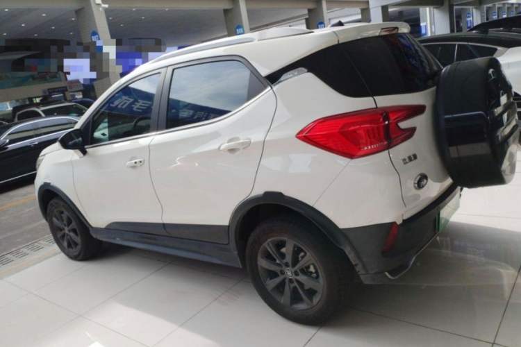 Used BYD Yuan New Energy 2019 EV360 Smart Connect Enjoyment Model Exterior 3
