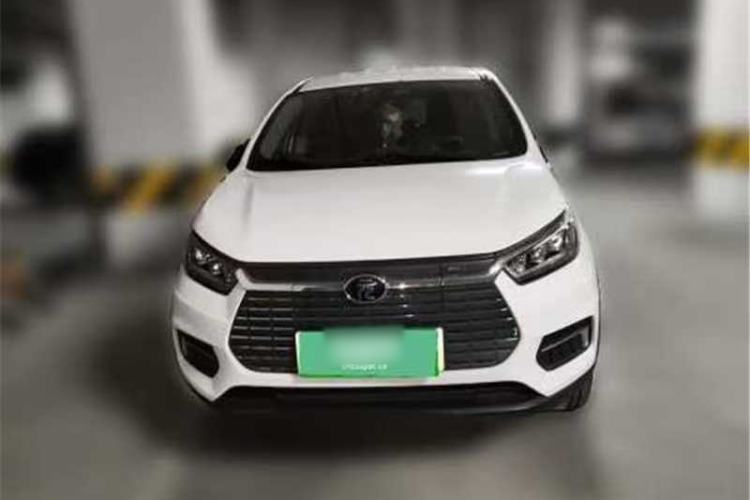 Used BYD Yuan New Energy 2019 EV535 Smart Connect Trendsetting Model Exterior 3