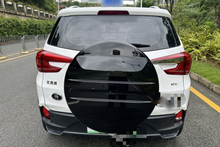 Used BYD Yuan New Energy 2019 EV360 Smart Connect Enjoyment Model Exterior 3