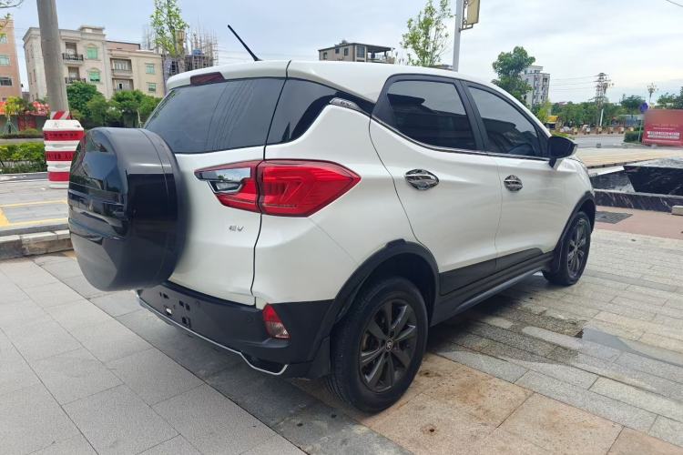 Used BYD Yuan New Energy 2019 EV535 Smart Connect Trendsetting Model Exterior 3