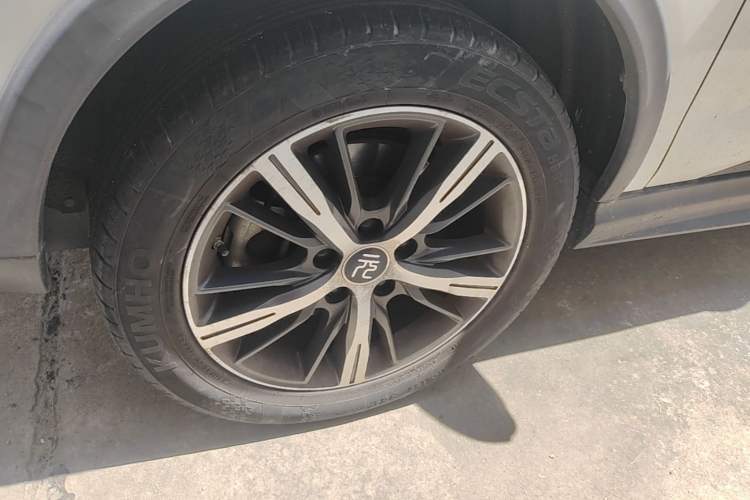 Used BYD Yuan New Energy 2019 EV535 High-Energy Leading Edition Exterior 4
