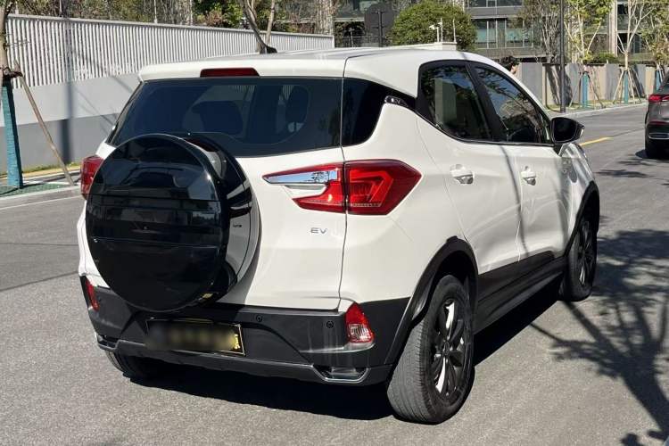 Used BYD Yuan New Energy 2019 EV535 Smart Connect Trendsetting Model Exterior 4