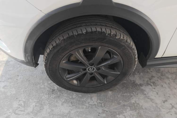 Used BYD Yuan New Energy 2019 EV360 Smart Connect Luxurious Model Exterior 4