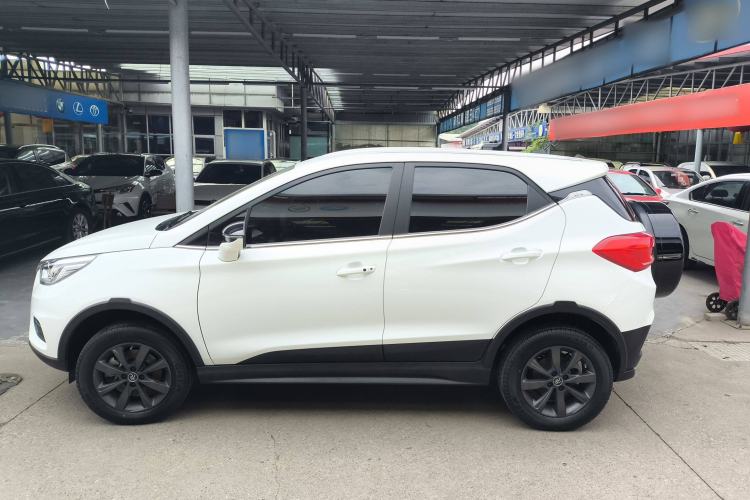 Used BYD Yuan New Energy 2019 EV535 Smart Connect Trendsetting Model Exterior 5