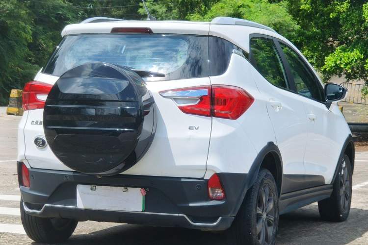 Used BYD Yuan New Energy 2019 EV360 Smart Connect Enjoyment Model Exterior 5