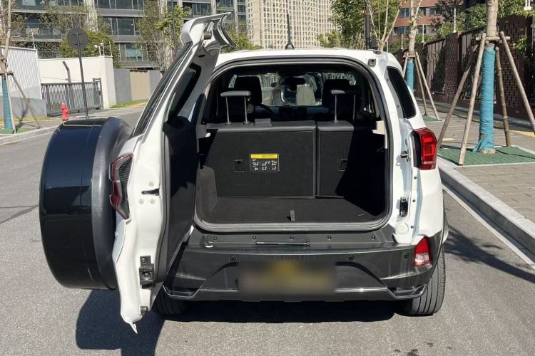 Used BYD Yuan New Energy 2019 EV535 Smart Connect Trendsetting Model Exterior 6