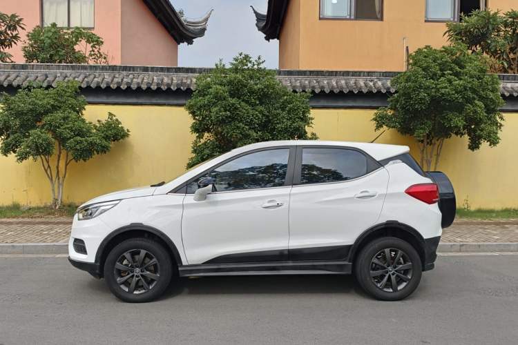 Used BYD Yuan New Energy 2019 EV535 Smart Connect Trendsetting Model Exterior 6