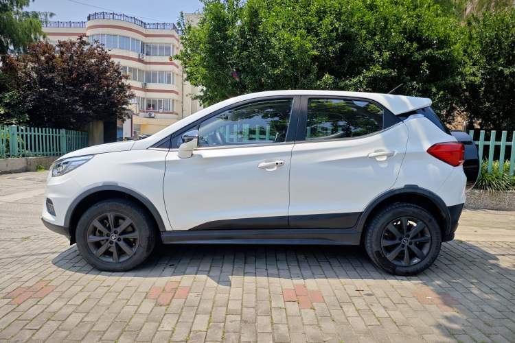 Used BYD Yuan New Energy 2019 EV535 Smart Connect Trendsetting Model Exterior 6