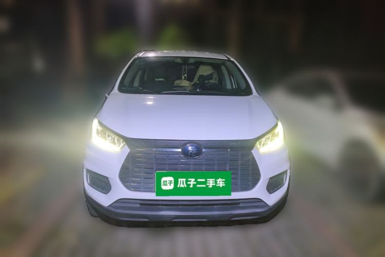Used BYD Yuan New Energy 2019 EV535 Smart Connect Trendsetting Model Front