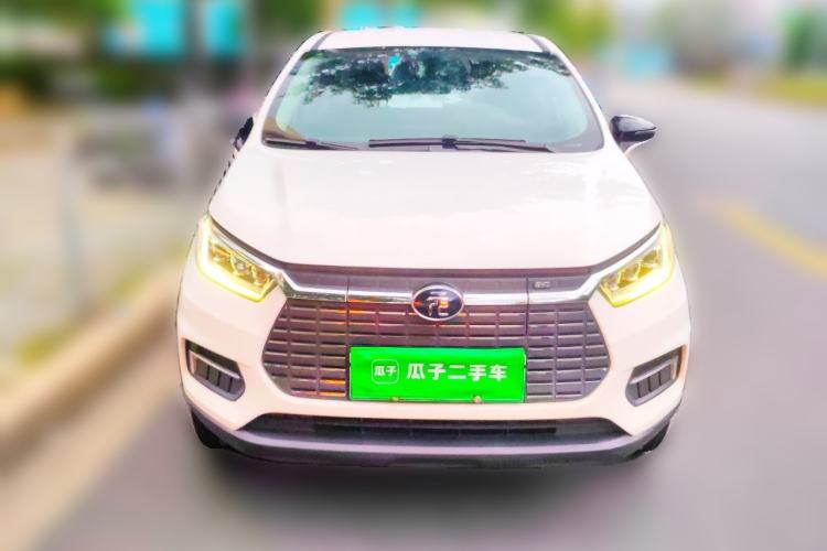 Used BYD Yuan New Energy 2019 EV535 Smart Connect Trendsetting Model Front