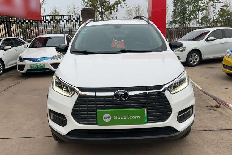 Used BYD Yuan New Energy 2019 EV360 Smart Connect Enjoyment Model Front
