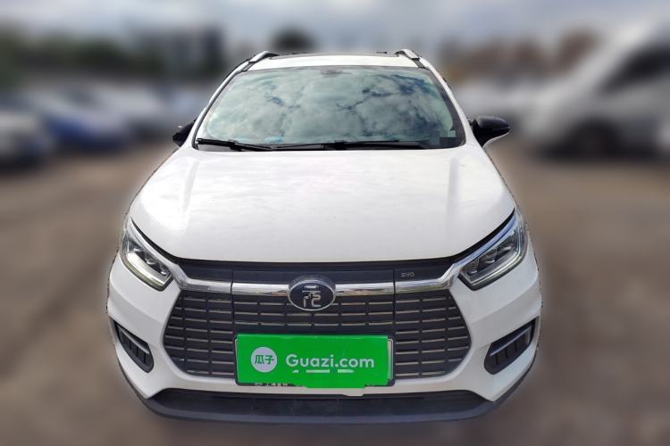Used BYD Yuan New Energy 2019 EV360 Smart Connect Enjoyment Model Front