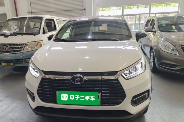 Used BYD Yuan New Energy 2019 EV535 Smart Connect Trendsetting Model Front