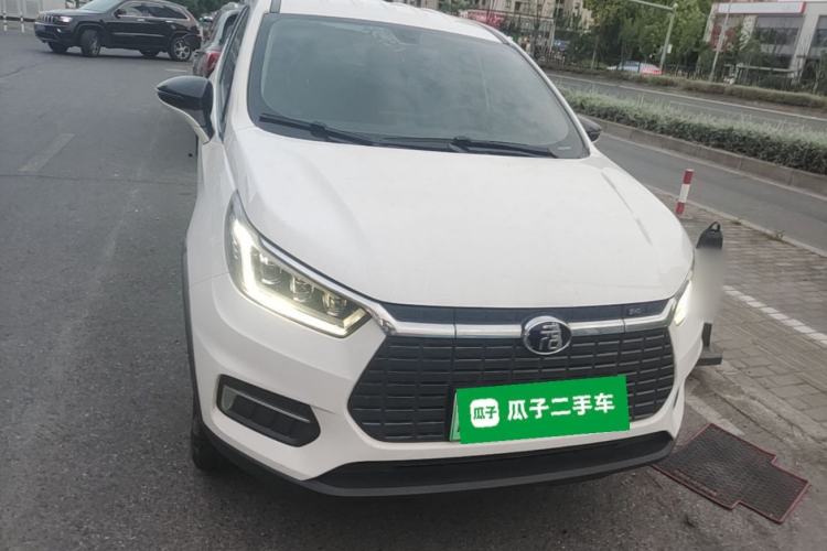 Used BYD Yuan New Energy 2019 EV535 Smart Connect Trendsetting Model Front