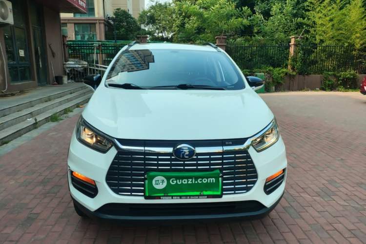 Used BYD Yuan New Energy 2019 EV360 Smart Connect Leading Model Front