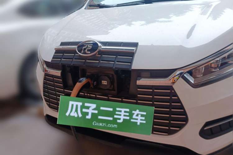 Used BYD Yuan New Energy 2019 EV535 Smart Connect Trendsetting Model Front